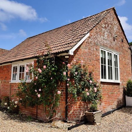 Rose Barn West Lavington Exterior foto